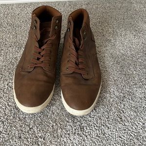 Goodfellow men’s high top sneaker